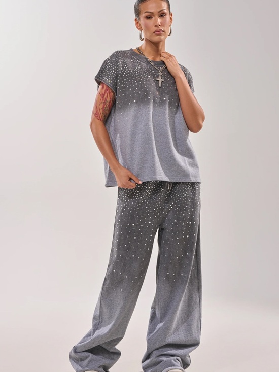 AKIRA Pants - NWT AKIRA Night Sky Grey Studded Muscle Tee & Joggers Set